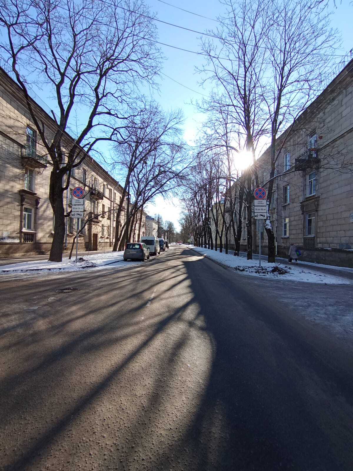 Ограничение стоянки транспортных средств.