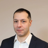 Погосян Тигран Робертович.